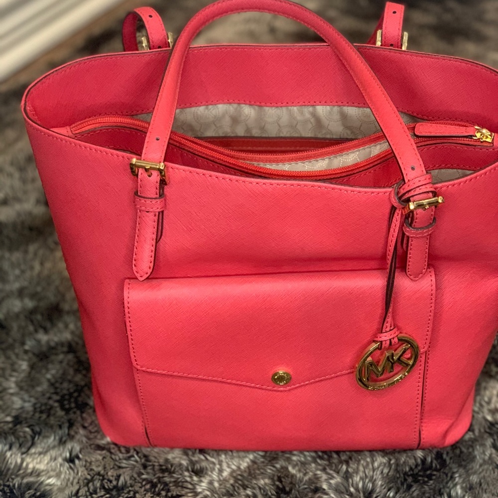 Michael Kors Tote